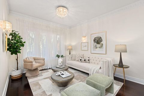 Photo 2 at 39 Fairmont Avenue, Maple, Vaughan