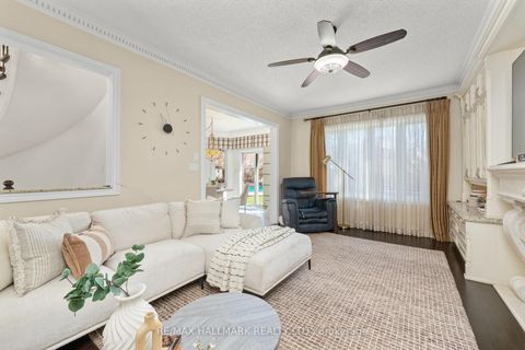 Photo 14 at 39 Fairmont Avenue, Maple, Vaughan