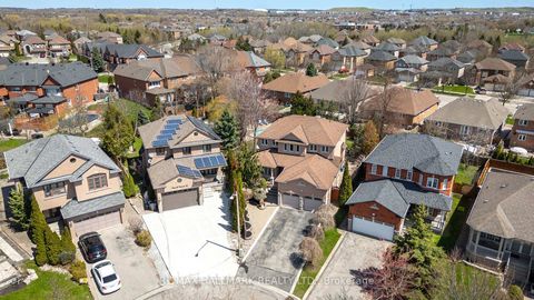 Photo 42 at 39 Fairmont Avenue, Maple, Vaughan