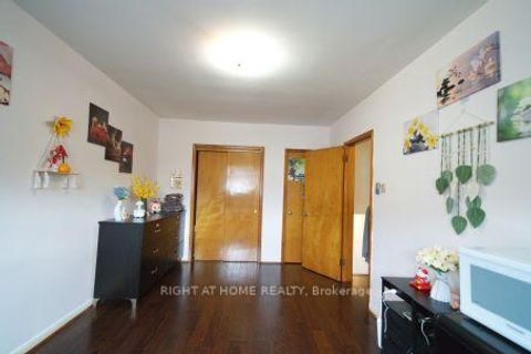 Photo 3 at 73 Buckland Road, Jane Heights, Toronto