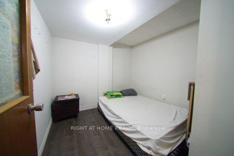 Photo 11 at 73 Buckland Road, Jane Heights, Toronto