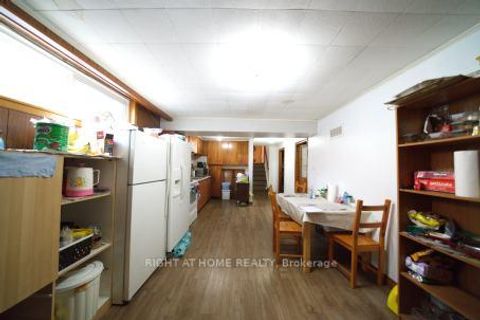 Photo 16 at 73 Buckland Road, Jane Heights, Toronto