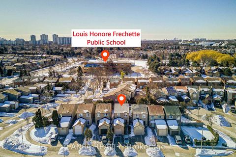 Photo 2 at 83 McClintock Crescent, Lakeview Estates, Vaughan