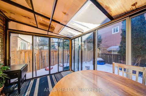 Photo 37 at 83 McClintock Crescent, Lakeview Estates, Vaughan