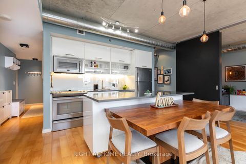 Photo 3 at 508 - 32 Trolley Crescent, Moss Park, Toronto