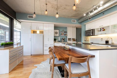 Photo 6 at 508 - 32 Trolley Crescent, Moss Park, Toronto