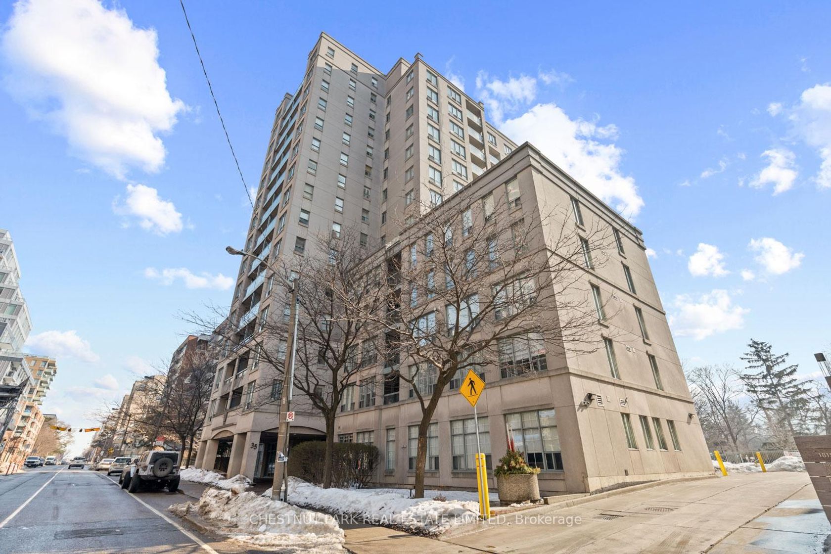 1606 - 35 Merton Street, Mount Pleasant West, Toronto photo number 2