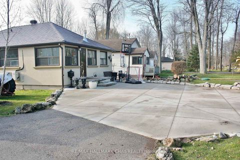 Photo 2 at 1099 Poplar Drive, Gilford, Innisfil