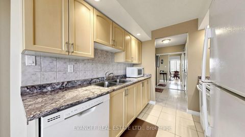 Photo 10 at 736 - 125 Omni Drive, Bendale, Toronto