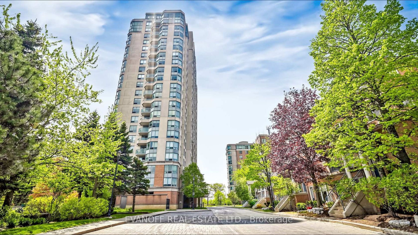736 - 125 Omni Drive, Bendale, Toronto photo 2