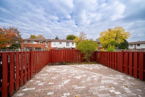 Photo 19 at 23 - 3430 Brandon Gate Drive, Malton, Mississauga