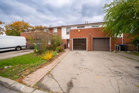 Photo 27 at 23 - 3430 Brandon Gate Drive, Malton, Mississauga