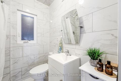 Photo 14 at 2 Birch Tree Crescent, Mount Dennis, Toronto