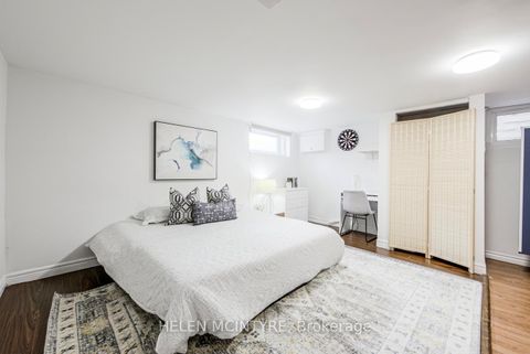 Photo 21 at 2 Birch Tree Crescent, Mount Dennis, Toronto