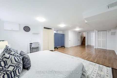 Photo 22 at 2 Birch Tree Crescent, Mount Dennis, Toronto