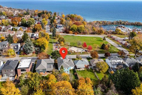 Photo 3 at 12 Gradwell Drive, Cliffcrest, Toronto