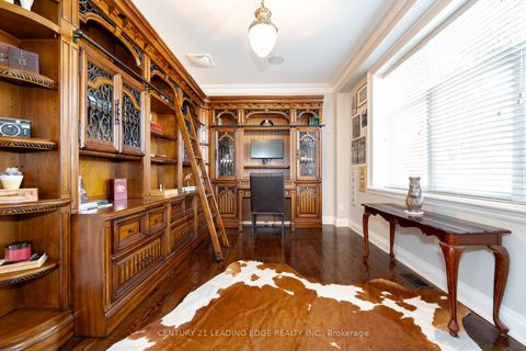 Photo 6 at 12 Gradwell Drive, Cliffcrest, Toronto
