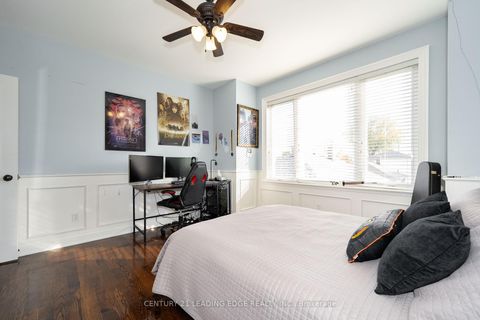Photo 25 at 12 Gradwell Drive, Cliffcrest, Toronto