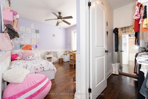 Photo 28 at 12 Gradwell Drive, Cliffcrest, Toronto