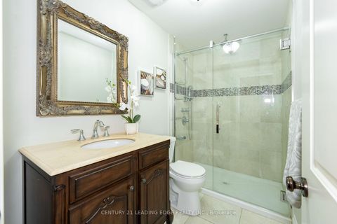 Photo 33 at 12 Gradwell Drive, Cliffcrest, Toronto