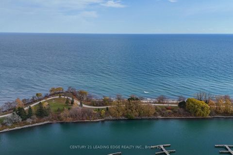 Photo 46 at 12 Gradwell Drive, Cliffcrest, Toronto