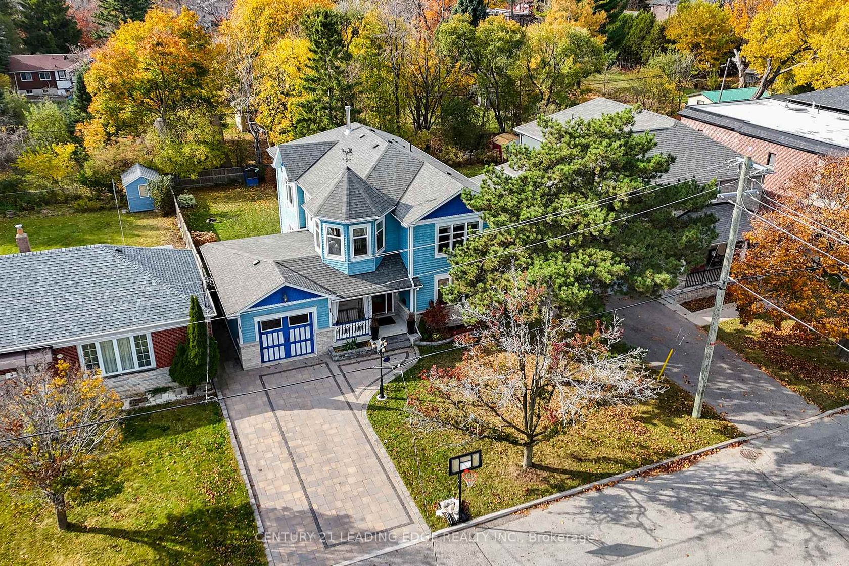 12 Gradwell Drive, Cliffcrest, Toronto 