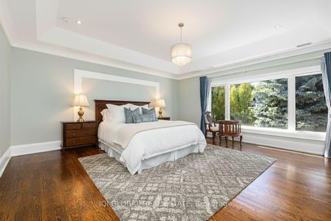 Photo 4 at 29 Alderdale Court, Don Mills, Toronto