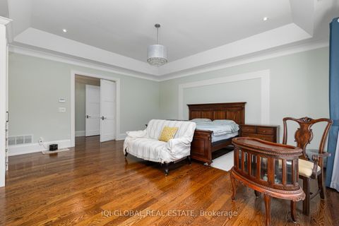 Photo 20 at 29 Alderdale Court, Don Mills, Toronto