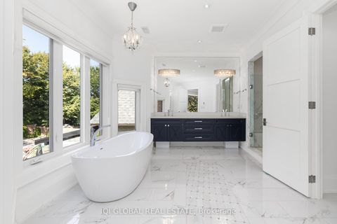 Photo 24 at 29 Alderdale Court, Don Mills, Toronto