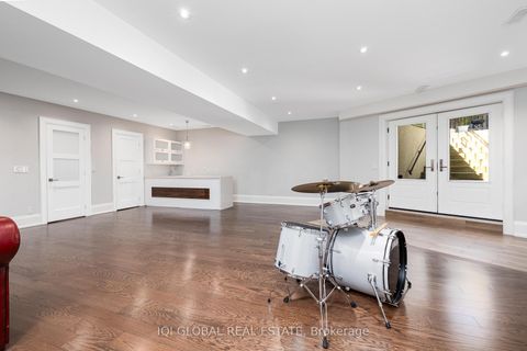 Photo 33 at 29 Alderdale Court, Don Mills, Toronto