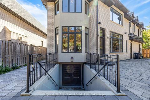 Photo 37 at 29 Alderdale Court, Don Mills, Toronto