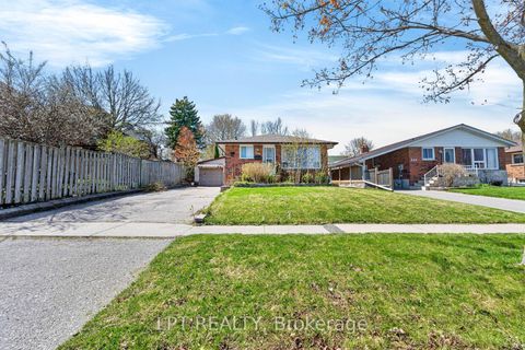 Photo 1 at 340 Fairlawn Street, McLaughlin, Oshawa