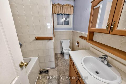 Photo 21 at 340 Fairlawn Street, McLaughlin, Oshawa