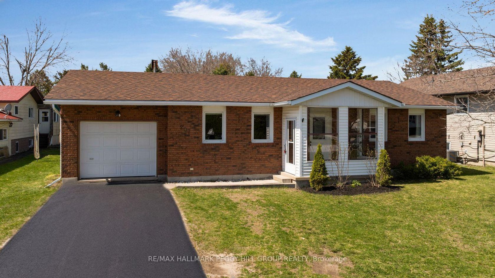 207 Clarence Street, Stayner, Clearview photo number 2