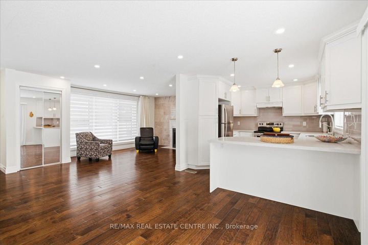 Photo 8 at 431 Second Road E, Stoney Creek, Hamilton