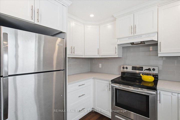 Photo 11 at 431 Second Road E, Stoney Creek, Hamilton