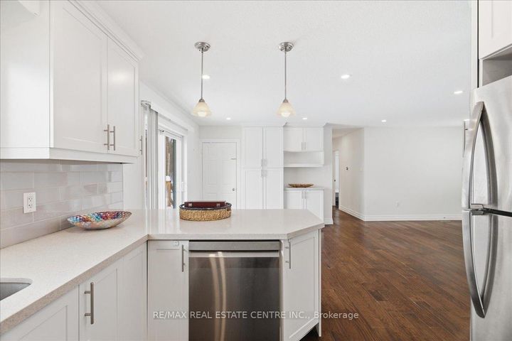 Photo 14 at 431 Second Road E, Stoney Creek, Hamilton