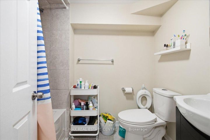 Photo 37 at 431 Second Road E, Stoney Creek, Hamilton