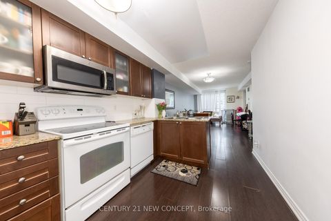 Photo 6 at 404 - 761 Bay Street, Bay Street Corridor, Toronto