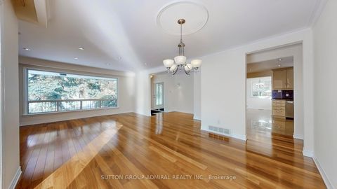 Photo 8 at 129 Crestwood Road, Yorkhill, Vaughan