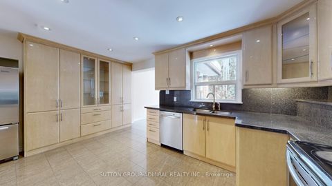 Photo 13 at 129 Crestwood Road, Yorkhill, Vaughan