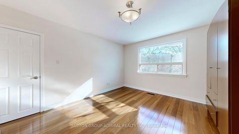 Photo 24 at 129 Crestwood Road, Yorkhill, Vaughan
