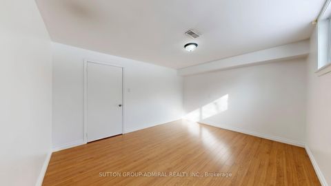 Photo 36 at 129 Crestwood Road, Yorkhill, Vaughan
