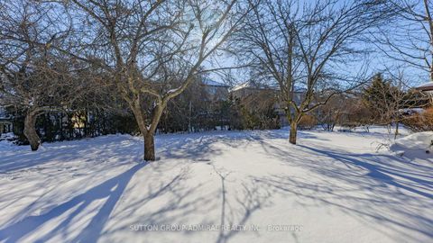 Photo 46 at 129 Crestwood Road, Yorkhill, Vaughan
