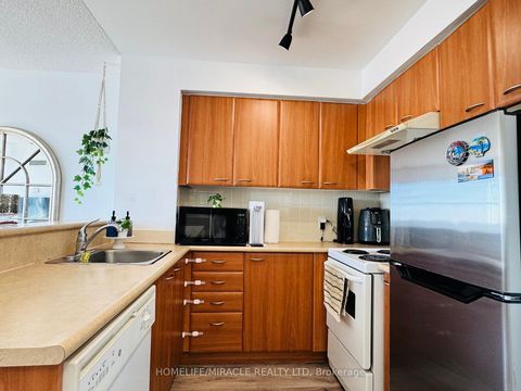 Photo 6 at 2106 - 36 Lee Centre Drive, Woburn, Toronto