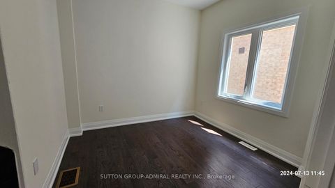 Photo 9 at 152 Hawkins Street, Sutton & Jackson's Point, Georgina