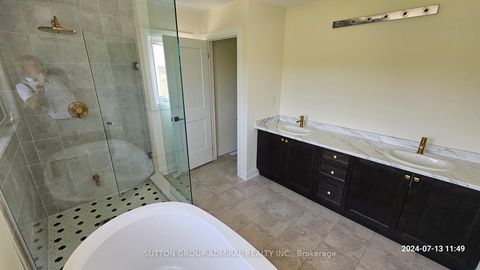 Photo 16 at 152 Hawkins Street, Sutton & Jackson's Point, Georgina