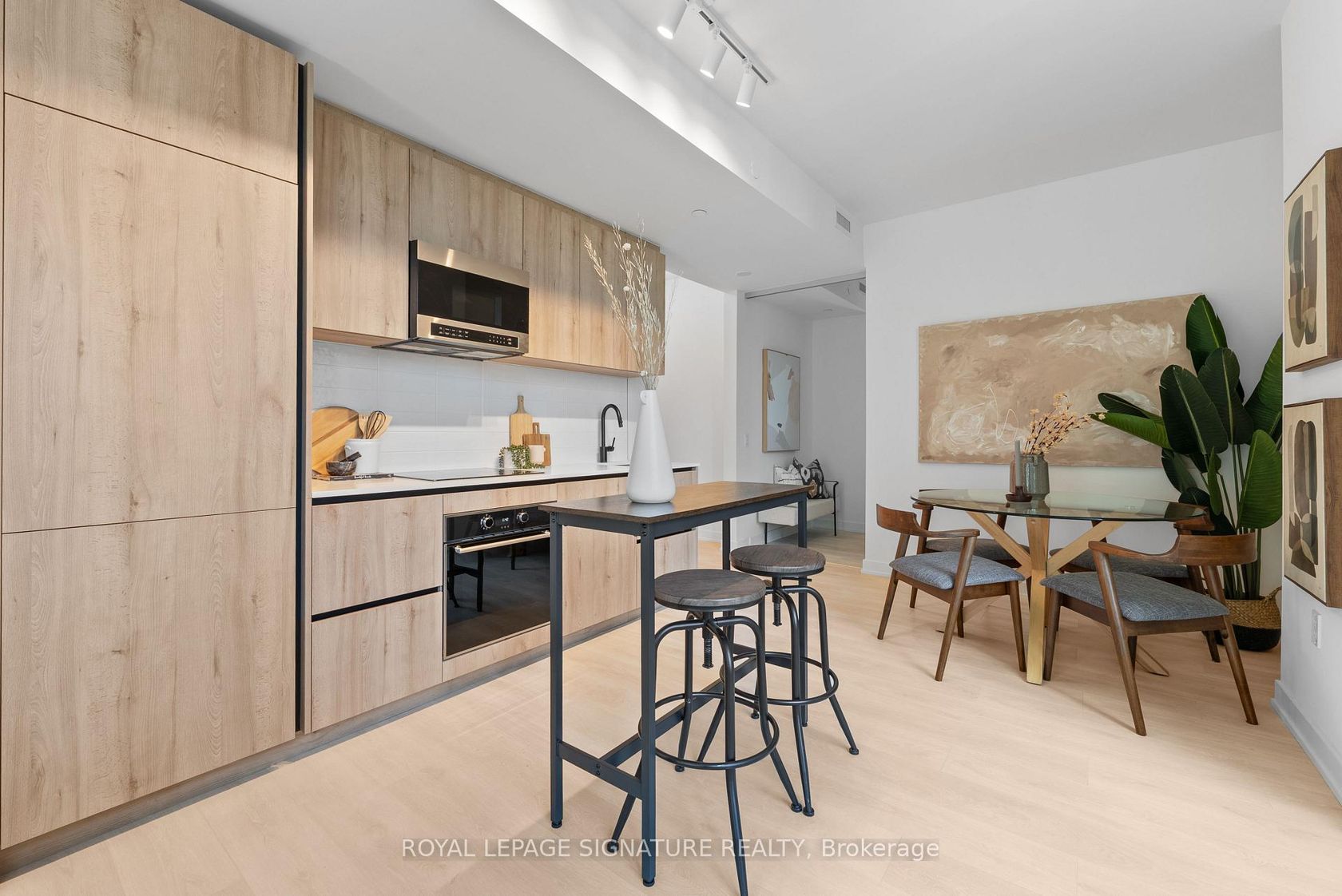 3102 - 117 Broadway Avenue, Mount Pleasant West, Toronto 