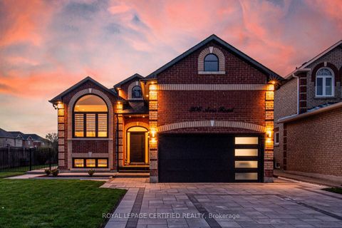Photo 1 at 306 Avro Road, Maple, Vaughan