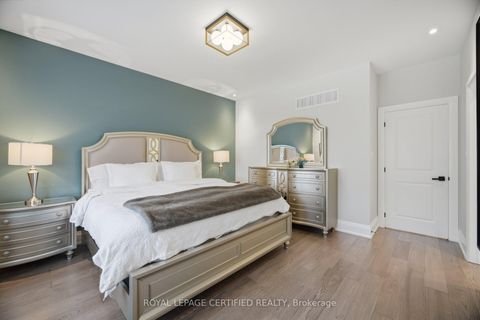 Photo 18 at 306 Avro Road, Maple, Vaughan